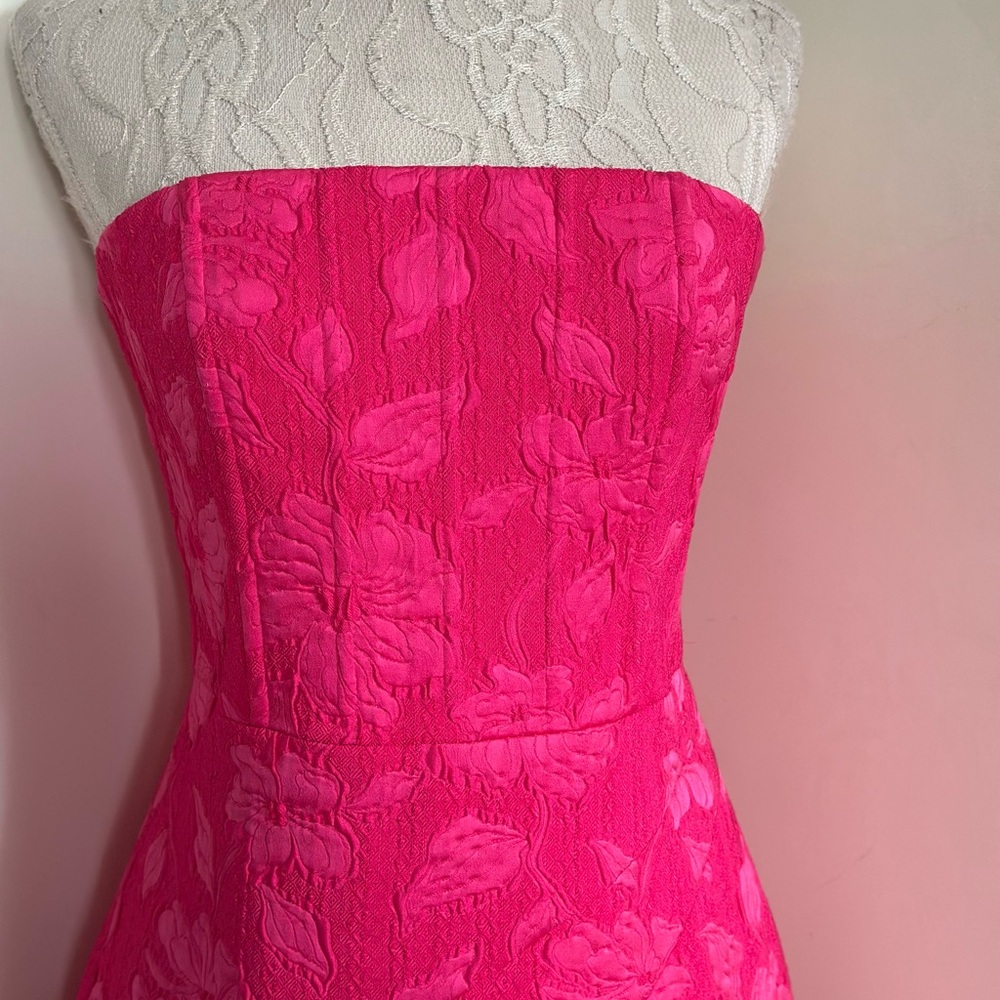 ALICE + OLIVIA Perla Boned Strapless Pleated Dress in Hot Pink sz 6 - Picture 6 of 14